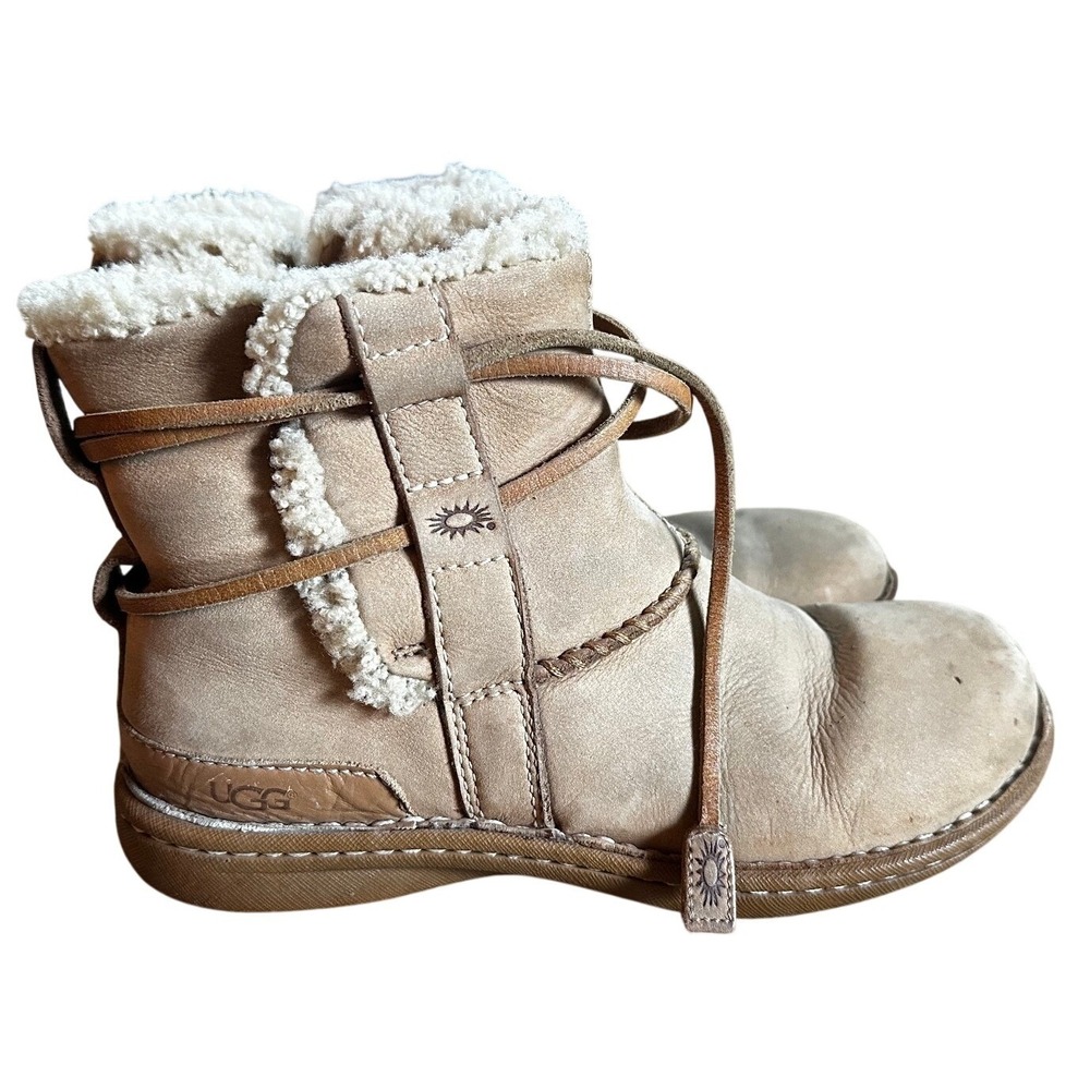 UGG Australia Tan Shearling Lined Sunburst Leather Ankle Boots Women's 6